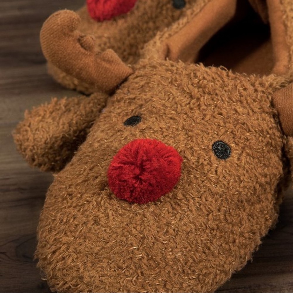 Slippers - Picture 3 of 3